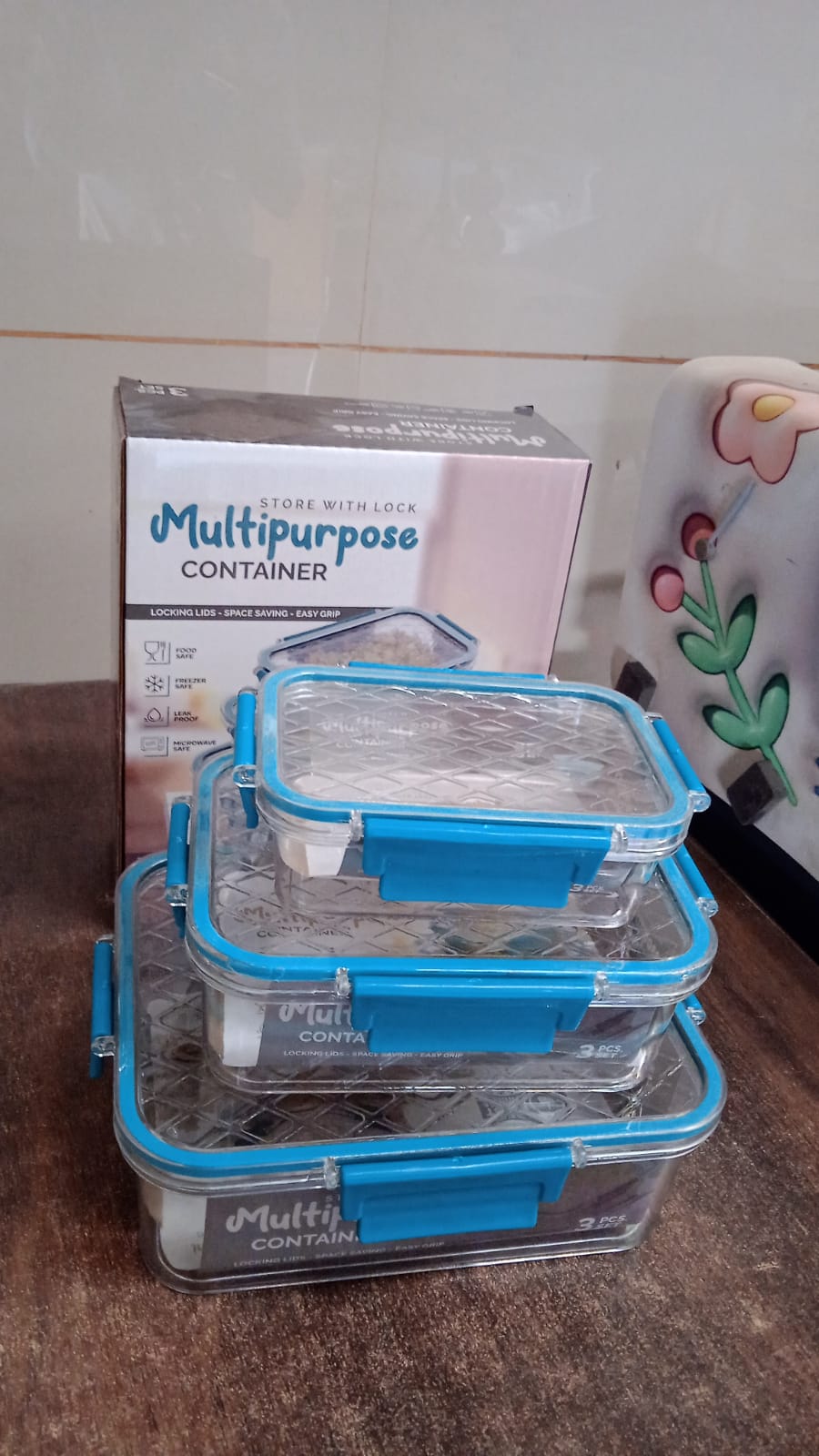 Multipurpose Plastic Containers / Lunch Boxes (3 Pcs Set / 1500, 750, 350 ML Approx) Multipurpose Plastic Containers / Lunch Boxes (3 Pcs Set / 1500, 750, 350 ML Approx)